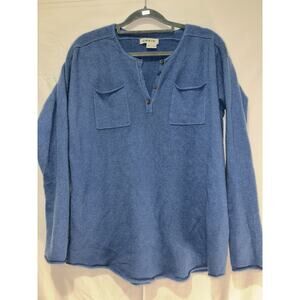 100% Cashmere Sweater Orvis Blue Size Medium Long Sleeve Buttons Pockets